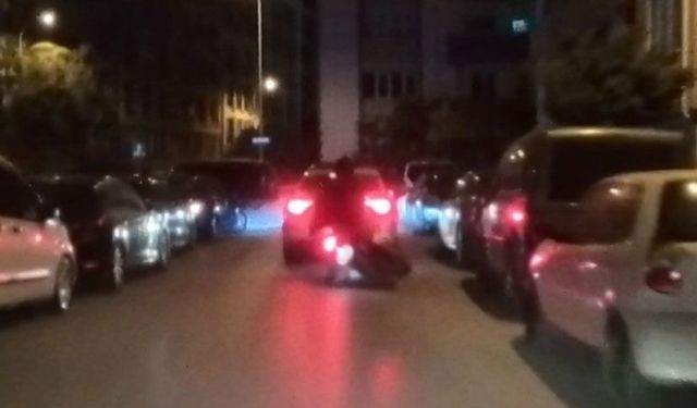 Ani fren kaza getirdi: Eskişehir’de motosiklet üzerindeki 2 kişi böyle savruldu