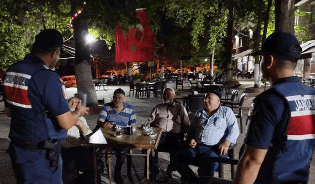 Bilecik'te biçerdöver operatörlerine yangın uyarısı