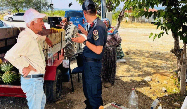 Bilecik'te jandarmadan köyde telefon dolandırıcılığı uyarısı