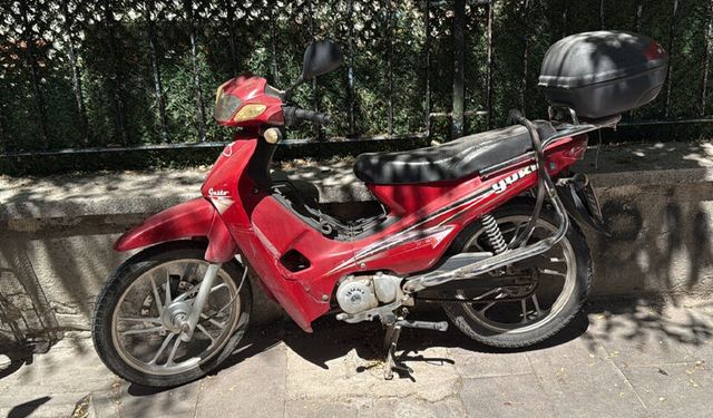 Eskişehir’de polisin şüphesi gerçeği ortaya çıkardı: Park halindeki motosiklet çalıntı çıktı