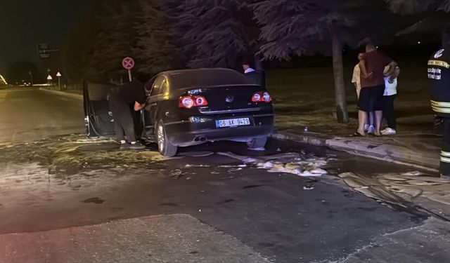 Eskişehir’de seyir halindeki otomobil alev aldı