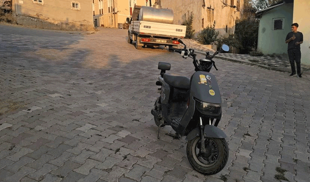 Kütahya'da elektrikli bisiklet kazası: 14 yaşındaki çocuk yaralandı