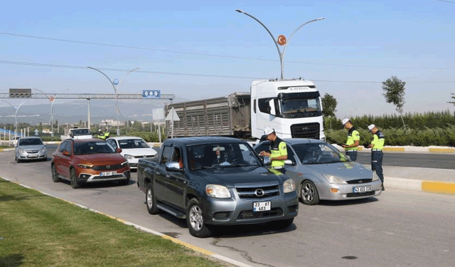 Kütahya’da emniyet kemeri ve çocuk bağlama sistemi denetim