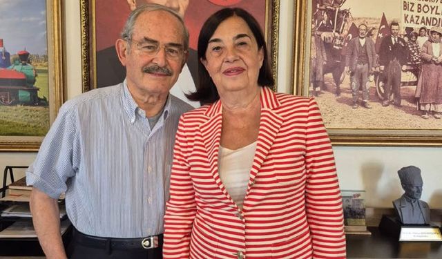Süllü’den Büyükerşen’e övgü dolu sözler