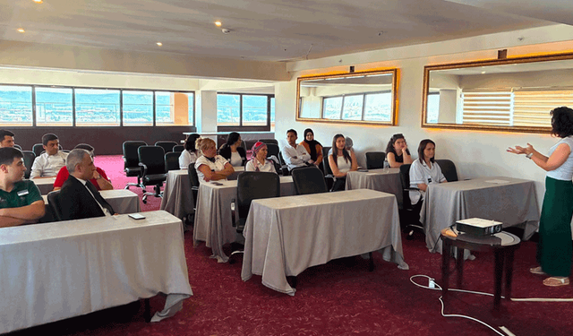 Tepebaşı’ndan otel çalışanlarına toplumsal cinsiyet eşitliği eğitimi