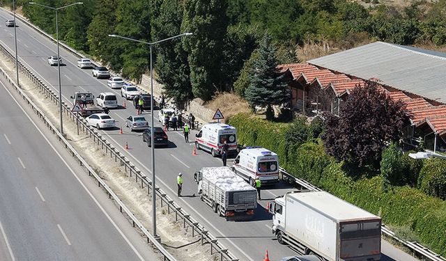 Çorum'da 3 araçlı zincirleme kaza: 5 yaralı
