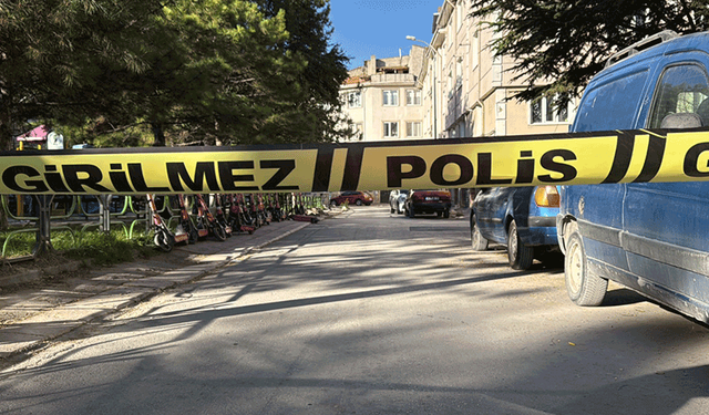 Eskişehir’de yan bakma kavgası: 3 yaralı