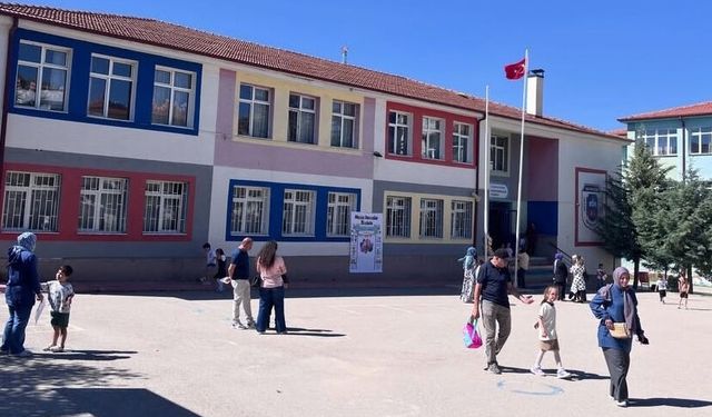 Sivrihisar’da miniklerin okul heyecanı başladı