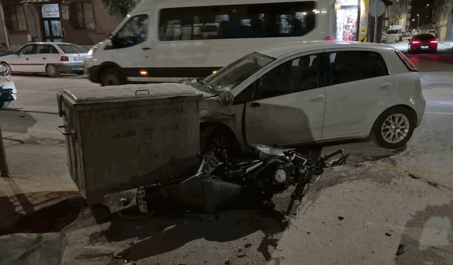 Eskişehir'de motosikletlinin yaralandığı feci kaza kamerada