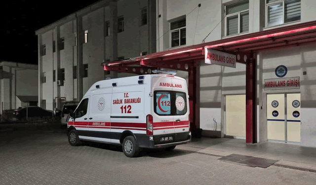 Eskişehir'de otomobille çarpışan motosikletin yolcusu ağır yaralandı