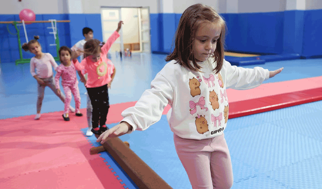 Tepebaşı'nın minikleri spora ilk adımı atıyor