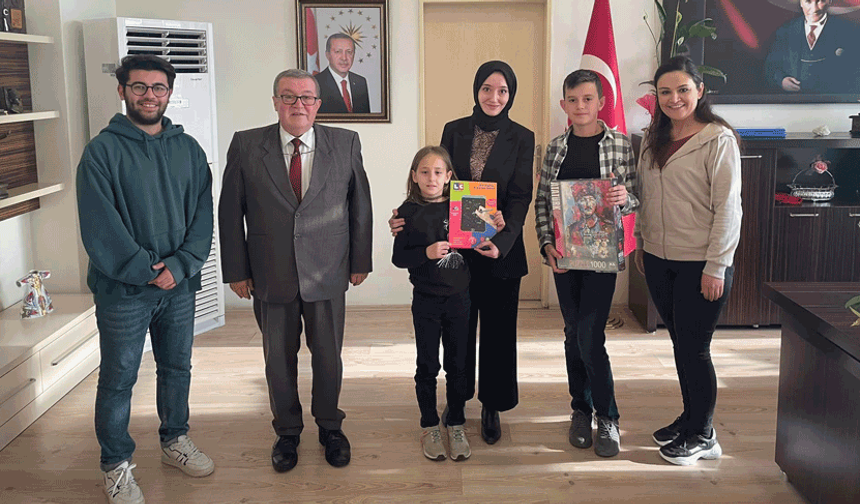 Kütahya'da başarılı öğrencileri ödüllendirildi