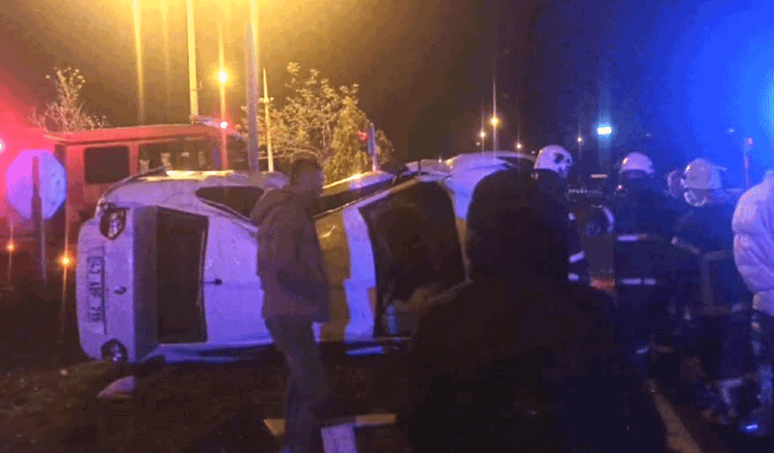 Kütahya'da iki otomobil çarpıştı: İki yaralı