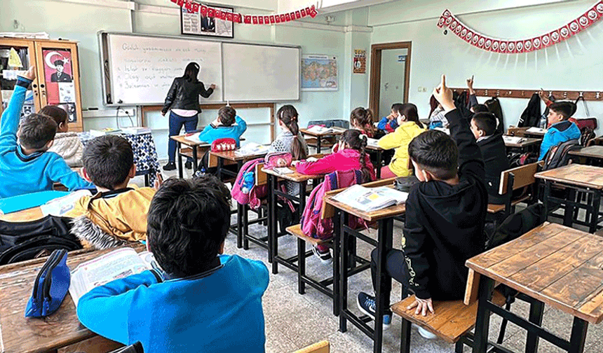 Eskişehirliler dikkat: Okullara seçim tatili kararı