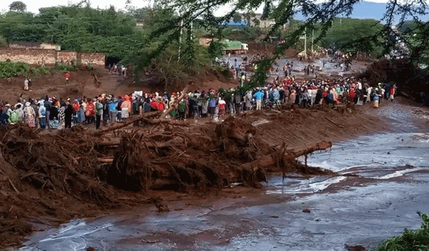 Kenya’da şiddetli yağışın ardından baraj çöktü: 42 ölü