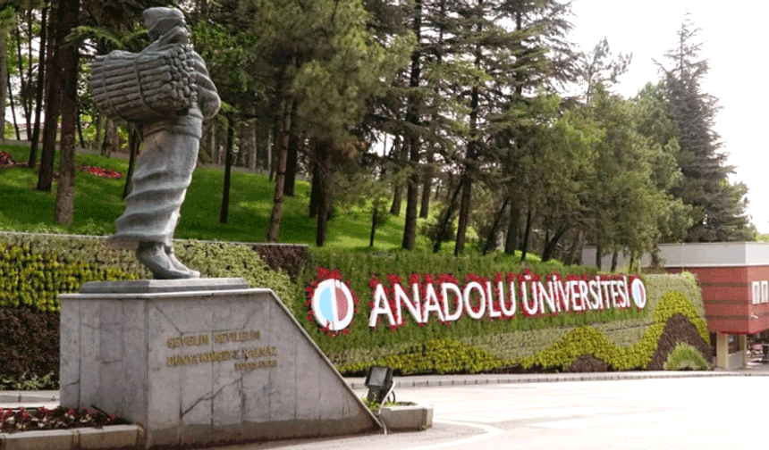 Anadolu Üniversitesi bilimsel dergilerde zirveye oynuyor