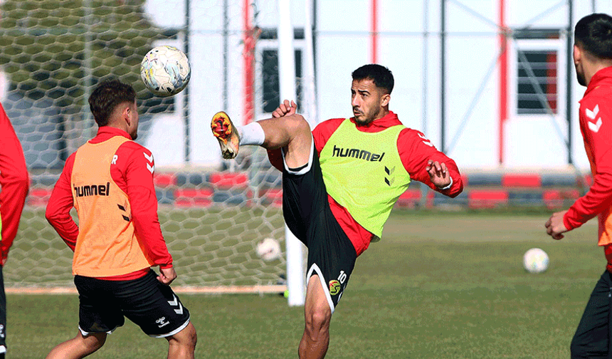 Eskişehirspor Manavgat’ın ensesinde