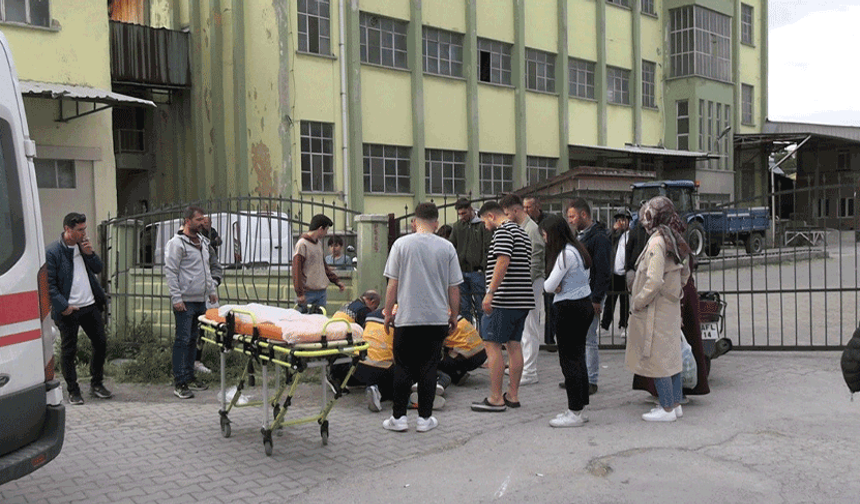Kütahya'da otomobil ile motosiklet çarpıştı: 2 yaralı