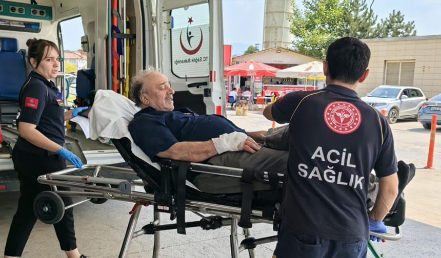 Bursa’da bir işçi elini motorlu testereye kaptırdı
