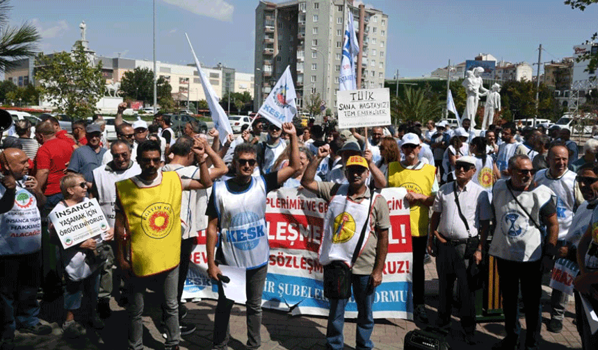 Eskişehir’de memurlar iş bıraktı: Sloganlar eşliğinde yürüyüş