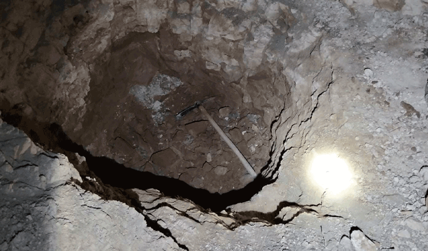 Eskişehir’de tarihi alanda kaçak kazıya jandarmadan suçüstü