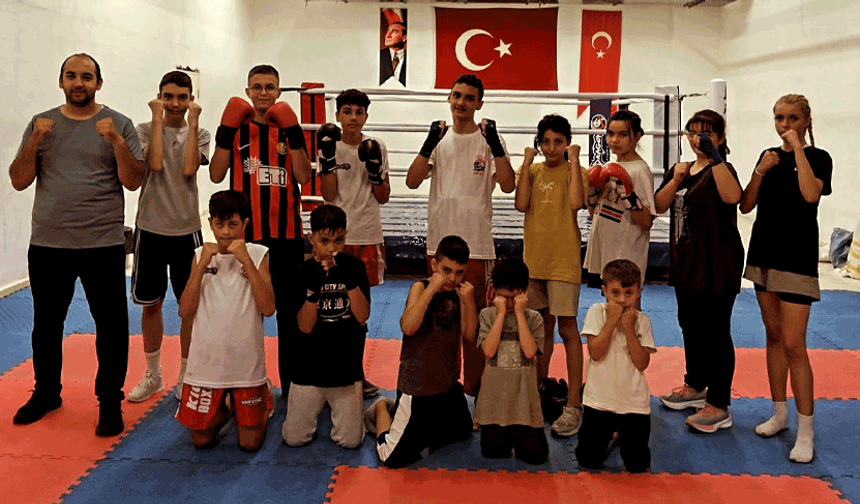 GSB Spor Okulları’nda Kick Boks heyecanı devam ediyor