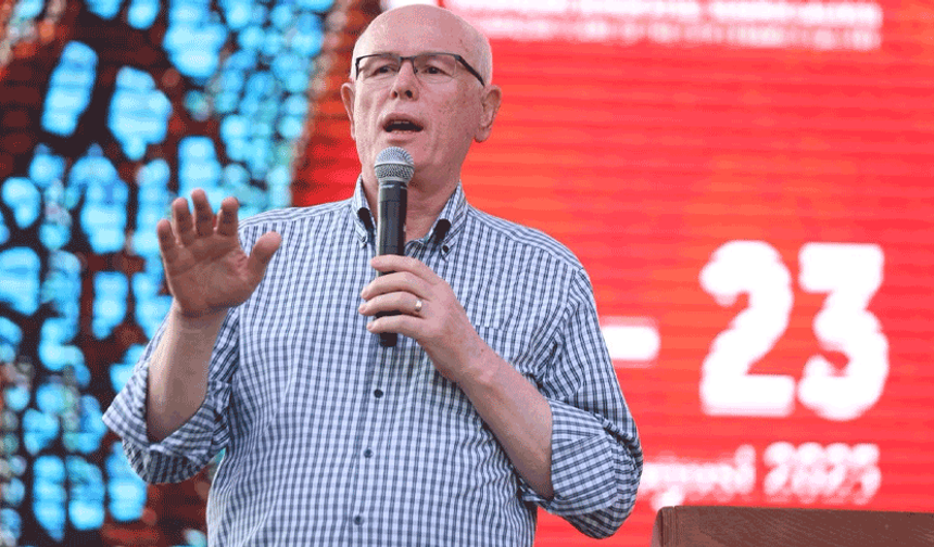 Kazım Kurt: “Belediyecilik sadece bina yapmak değildir”