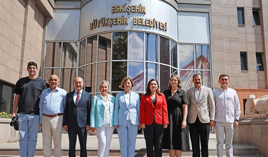 Yerel yönetim vizyonu masaya yatırıldı: CHP heyeti Eskişehir’de
