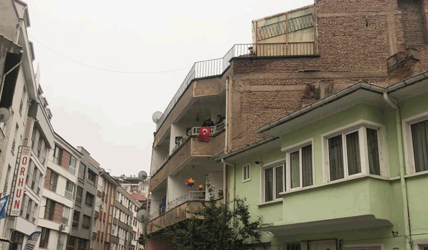 Eskişehir'de 45 yaşındaki şahıs evinde ölü olarak bulundu