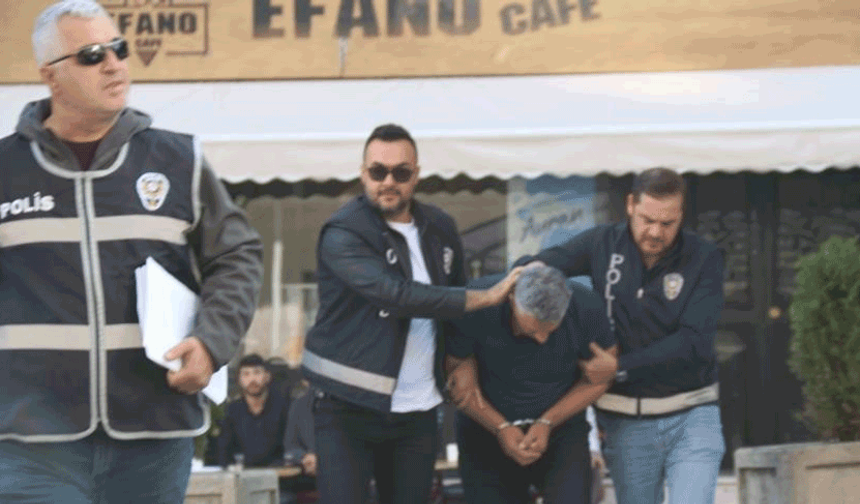 Eskişehir'de markette çocuğunu tekmeleyen baba tutuklandı
