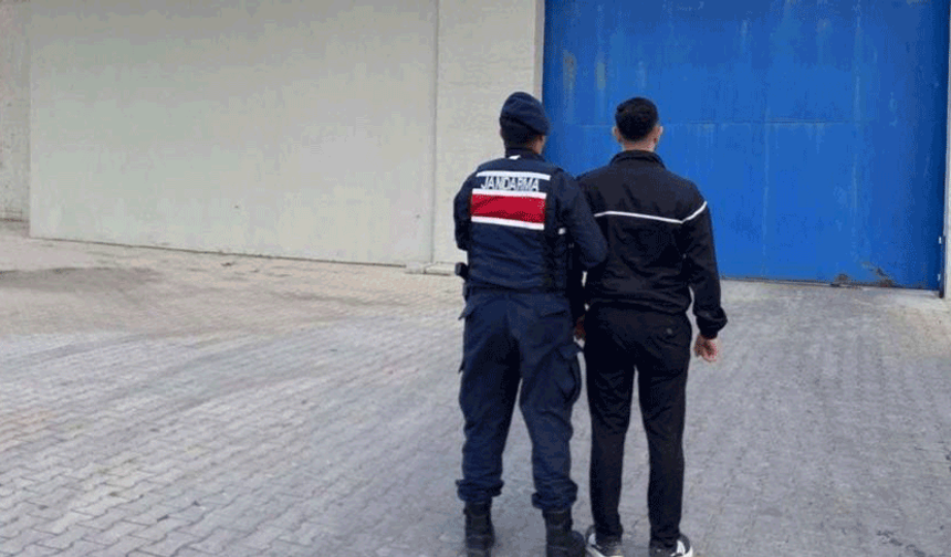 Afyon  JASAT 12 yıl hapis cezasıyla aranan şahsı yakaladı