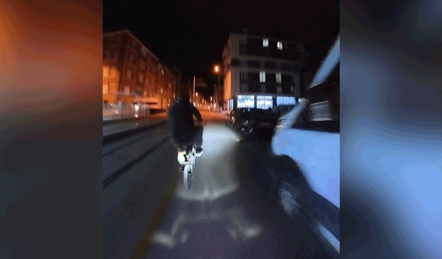 Ani manevra kaza getirdi: Motosikletli hafif sıyrıklarla kurtuldu