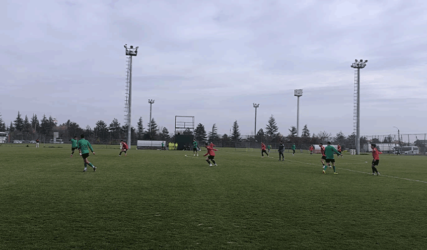 Eskişehirspor hazırlık maçında galip geldi: 4-1