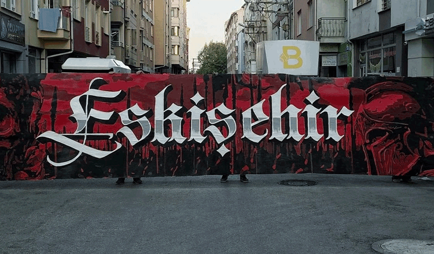 Nefer’in el emeği pankartı sosyal medya’da gündem oldu