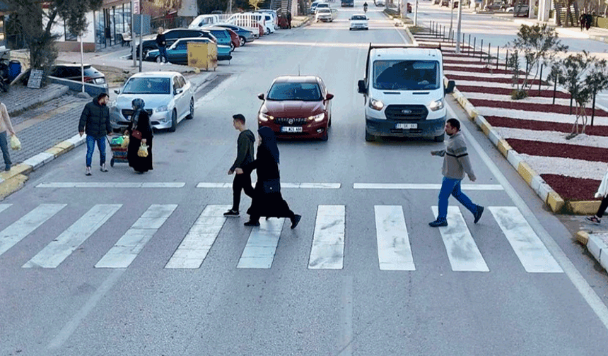 Bilecik'te drone destekli denetim: 13 araç sürücüsüne ceza