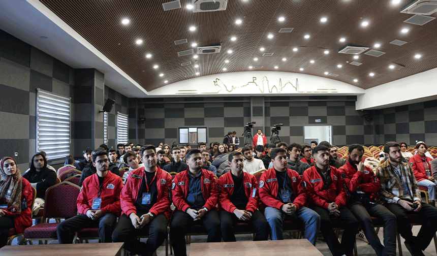 Elazığ’da gençler "Proje Yazma" eğitiminde buluştu