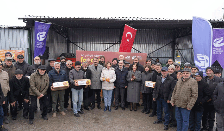 Eskişehir Büyükşehir’den arıcılara büyük destek