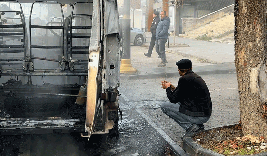 Sivas'ta okul servisi küle döndü