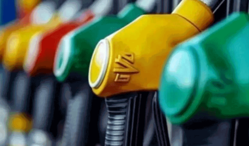 Araç sahipleri dikkat: Akaryakıta yeni zam kapıda