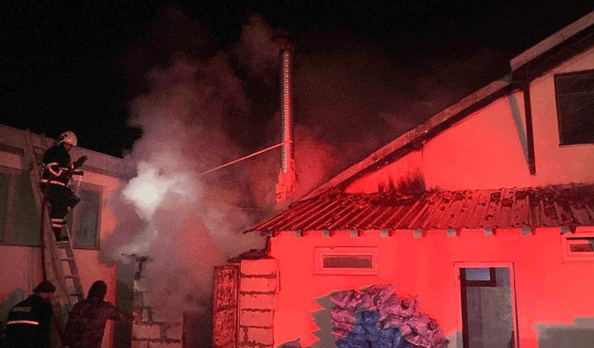 Bilecik'te mermer fabrikasında korkutan yangın