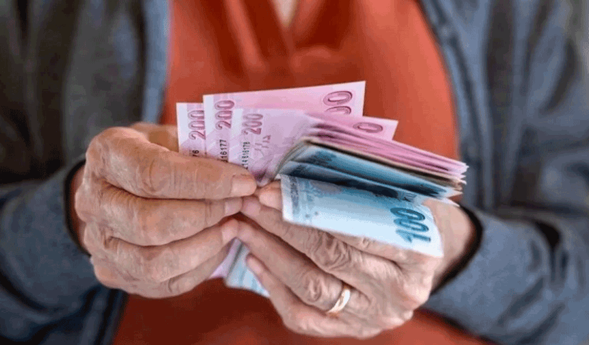 En düşük emekli aylığı 20 bin lira oldu