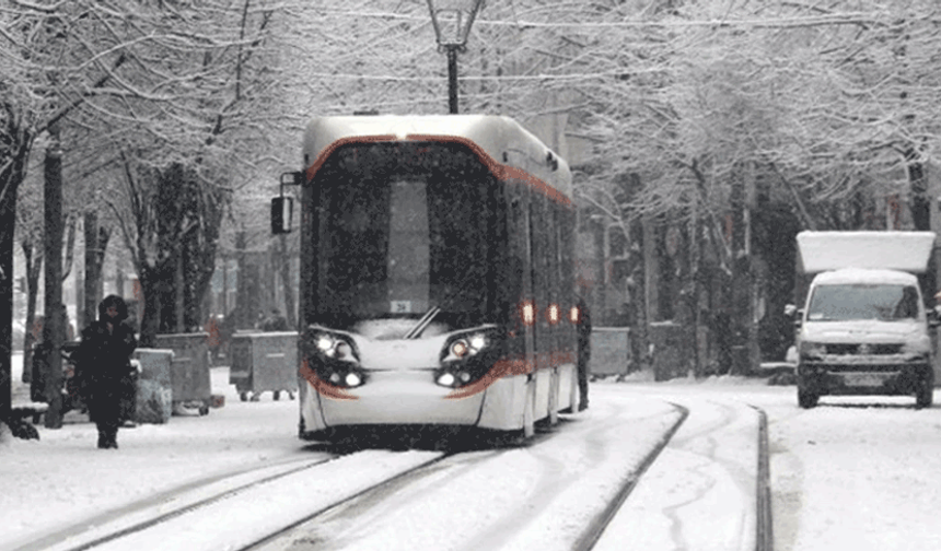 Eskişehir’de gece yarısından sonra kar yağışı bekleniyor