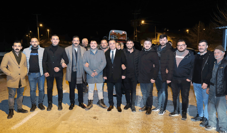 Başkan Dökmeci ve CHP heyeti kırsal mahallede vatandaşın nabzını tuttu