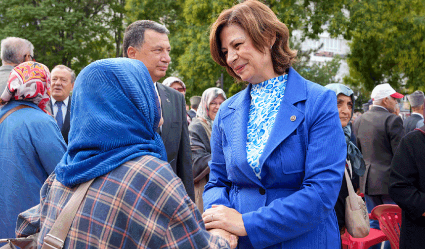 Eskişehir Büyükşehir'den "Emekli Destek Kartı"