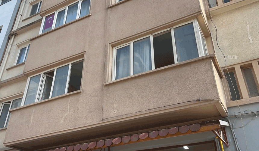 Eskişehir'de 74 yaşındaki adam çöp evde ölü bulundu