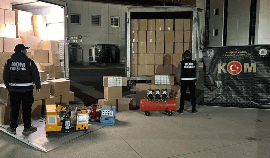 Eskişehir'de dev kaçakçılık operasyonu: Milyonlarca bandrolsüz makaron yakalandı