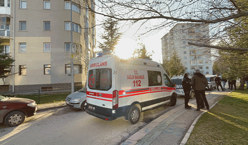 Eskişehir’de husumetli komşular hastanelik oldu: Yaralılar var