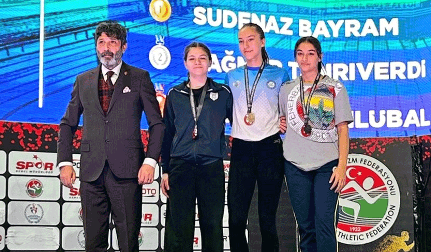 Eskişehirli sporcu Sudenaz Bayram'dan Türkiye şampiyonluğu