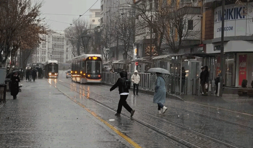 Meteoroloji duyurdu: Eskişehir’de yağmur ve kuvvetli rüzgar bekleniyor