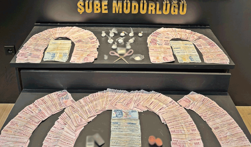 Afyon'da sokak satıcılarına büyük darbe: 2 tutuklama